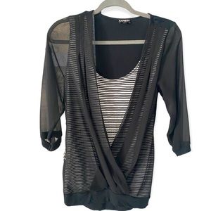 Express Women top. Size S